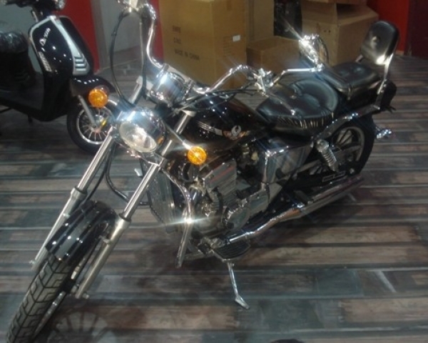 Regal Raptor Klasik 250 Klasik