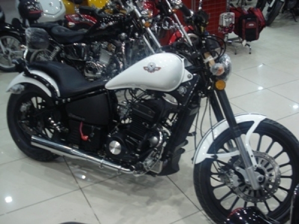 Regal Raptor Daytona 350 Chopper