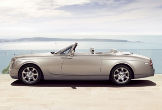 2016 Rolls Royce Phantom Drophead Coupe 6.75 V12 460 HP