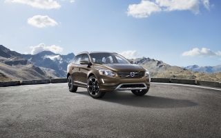 2014 Volvo XC60 D5 2.4 215 HP AWD Geartronic Premium (4x4)