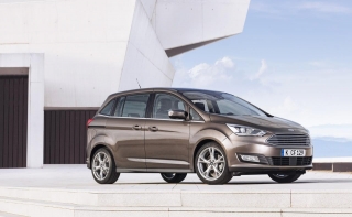 2015 Ford Grand C-Max 1.5 TDCi 120 PS Titanium