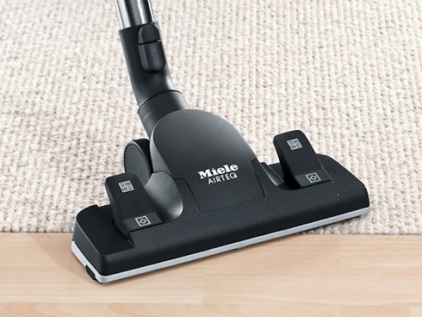 Miele Complete C3 Cat&Dog PowerLine Elektrikli Süpürge (1200 W)