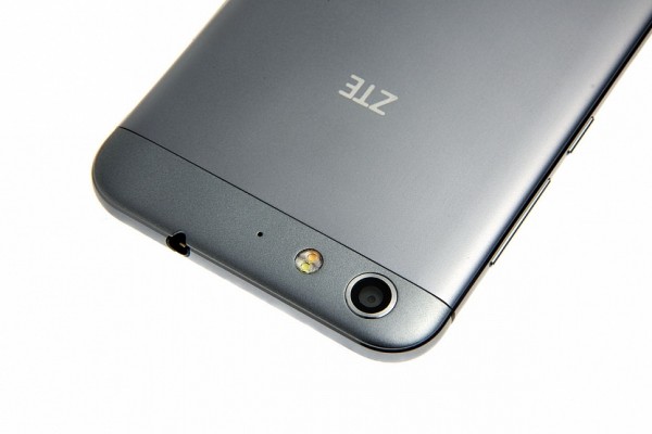 ZTE Blade X7