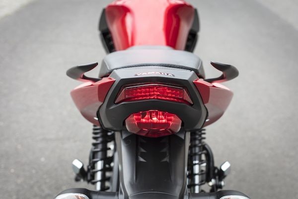 Yamaha YS125 Commuter