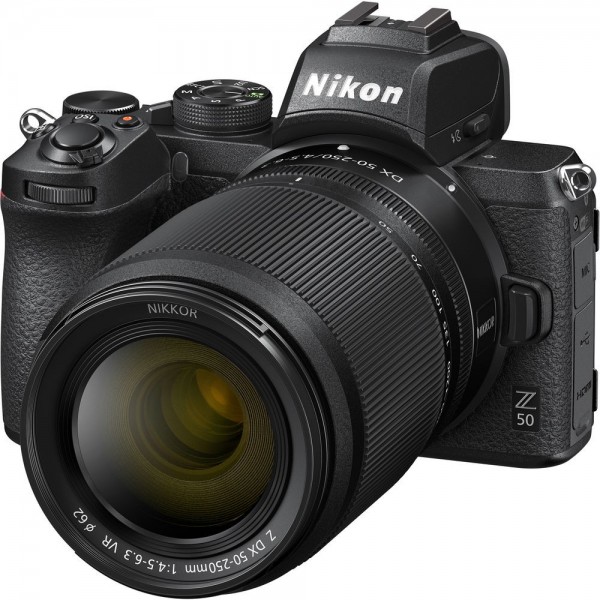 Nikon Z50 50-250mm Aynasız Fotoğraf Makinesi (50-250 mm)