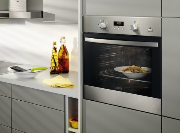 Zanussi ZOB65632XA Ankastre Fırın
