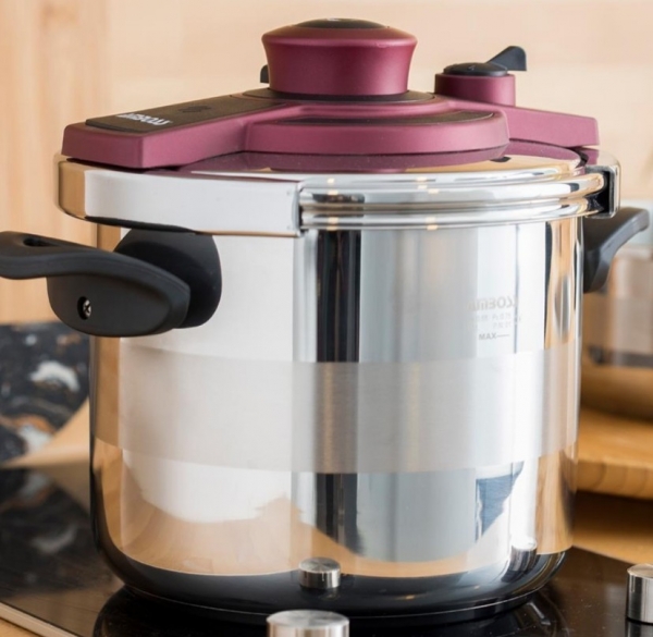 Amboss AME-4554 Düdüklü Tencere (7 Litre)