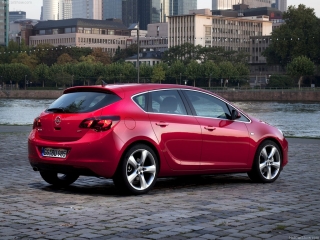 2015 Opel Astra HB 1.4 140 HP Active Select Cosmo