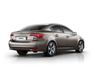 2015 Toyota Avensis 2.0 D-4D 124 PS Elegant Extra