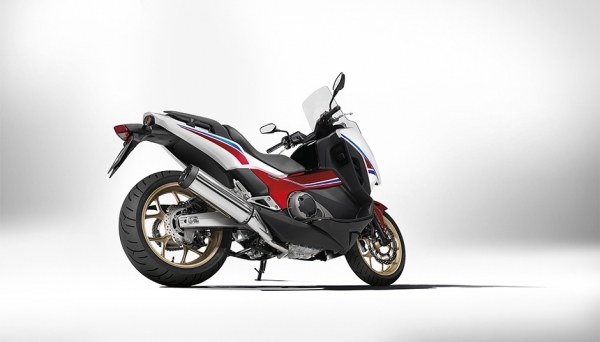 Honda NC 750D Integra Scooter