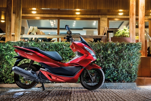 Honda PCX 125 Scooter