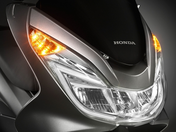 Honda PCX 150 Scooter