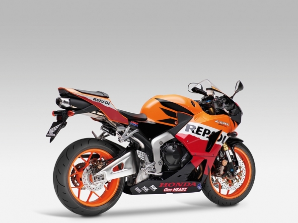 Honda CBR 600RR Racing