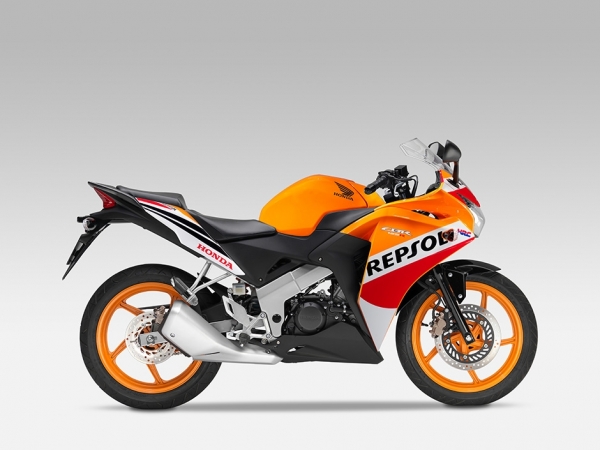 Honda CBR 125R Racing