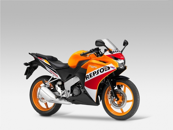 Honda CBR 125R Racing