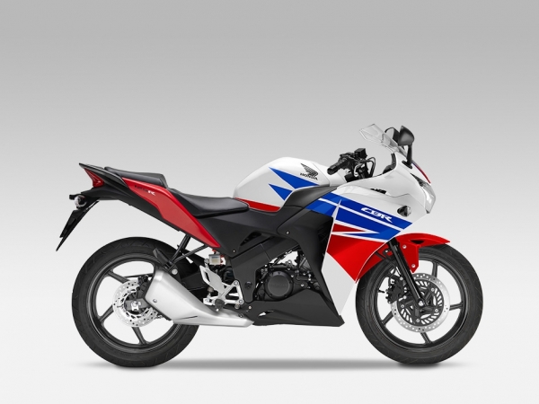 Honda CBR 125R Racing