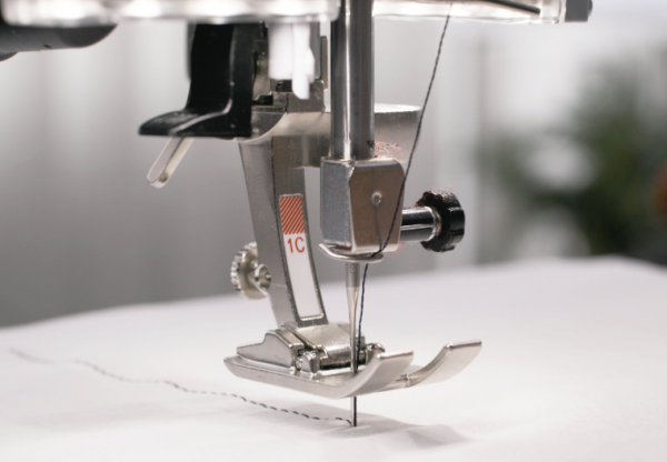 Bernina B540 Dikiş ve Nakış Makinesi