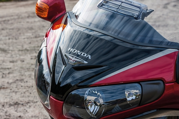 Honda GL1800 Gold Wing ABS Touring