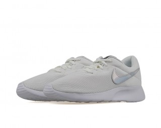 Nike Tanjun Kadın Spor Ayakkabı