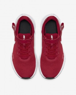 Nike Revolution 5 FlyEase Erkek Spor Ayakkabı