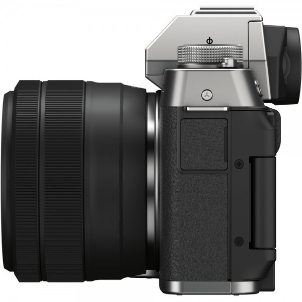 Fujifilm X-T200 15-45mm Aynasız Fotoğraf Makinesi (15-45 mm)