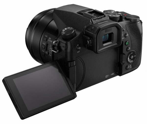 Panasonic Lumix FZ2000 Kompakt Fotoğraf Makinesi