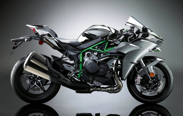 Kawasaki Ninja H2 Racing