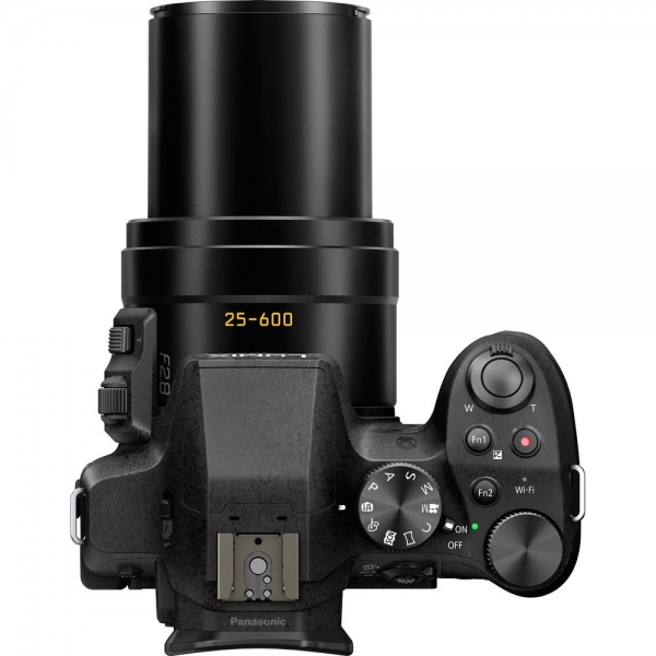 Panasonic Lumix FZ300 Kompakt Fotoğraf Makinesi