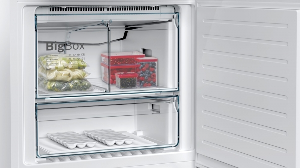 Bosch KGN76VWF0N Buzdolabı