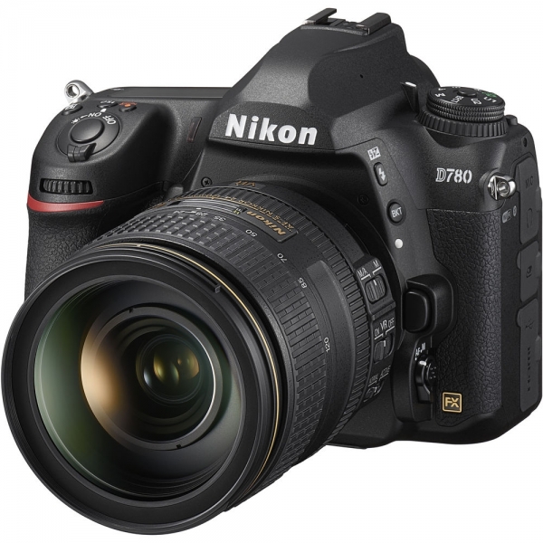 Nikon D780 24-120mm DSLR Fotoğraf Makinesi (24-120 mm)