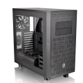 Thermaltake Core X31 resim