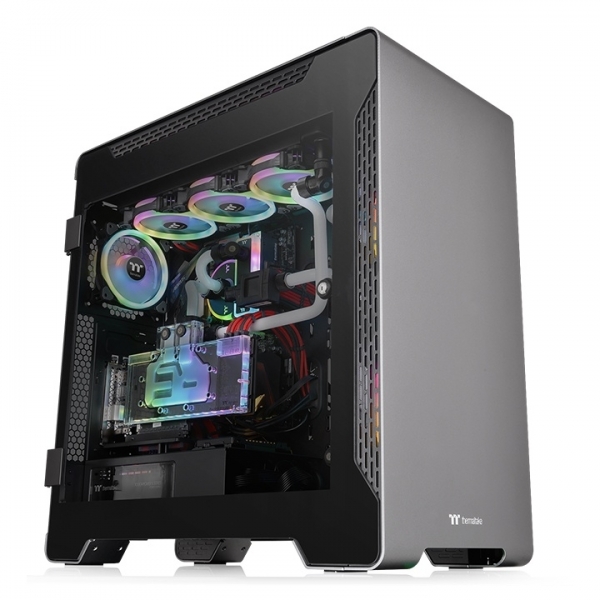 Thermaltake A700 Bilgisayar Kasası