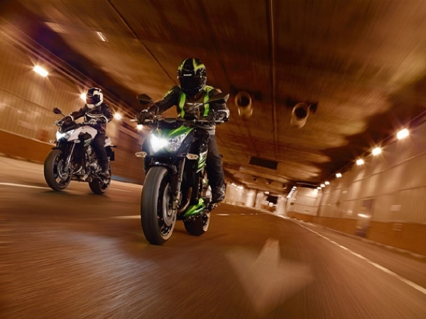 Kawasaki Z800E Touring