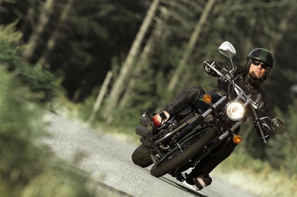 Kawasaki Vulcan 900 Custom Chopper