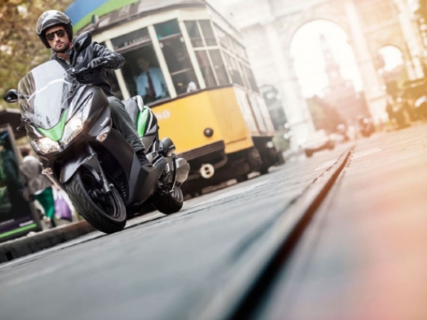 Kawasaki J300 ABS Scooter