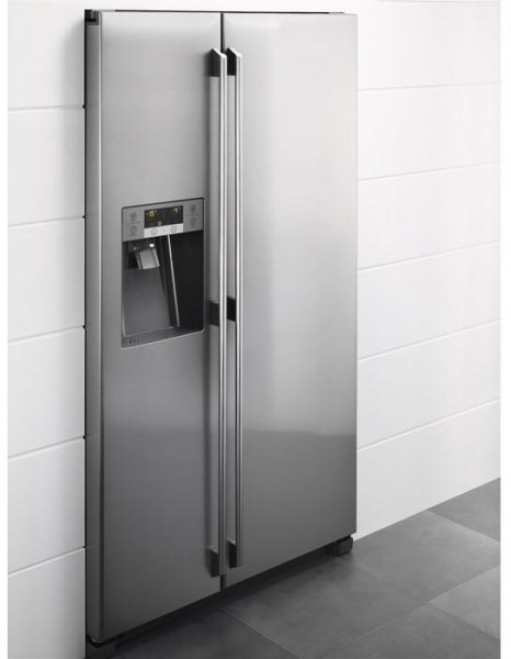 Electrolux EAL6140WOU Buzdolabı