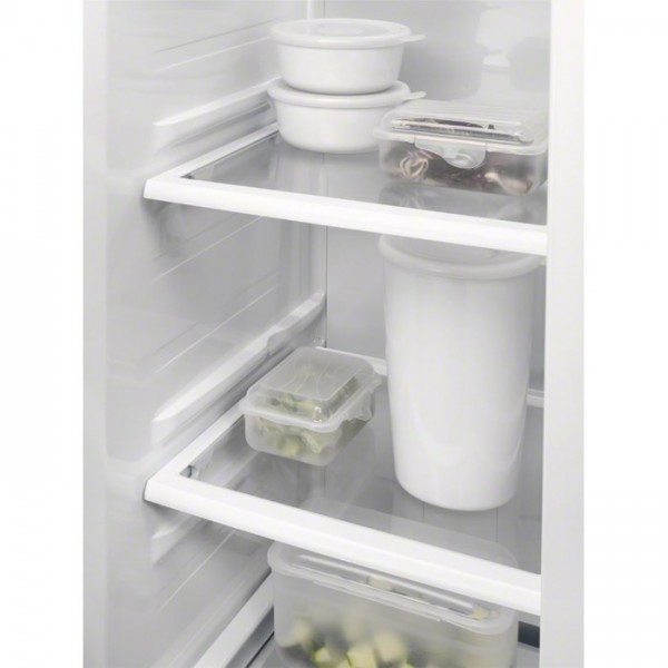 Electrolux EAL6240AOU Buzdolabı