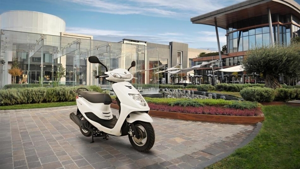 Yamaha Cygnus L Scooter