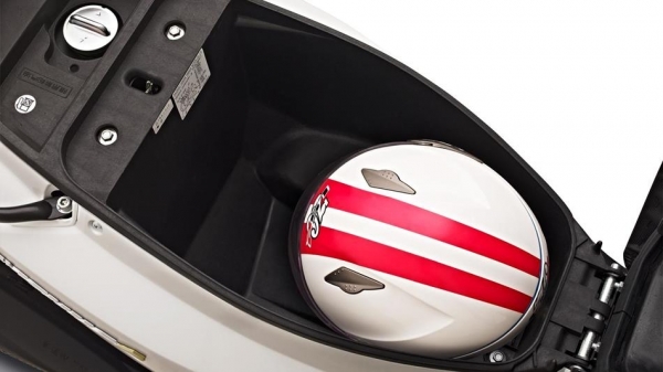 Yamaha Cygnus L Scooter