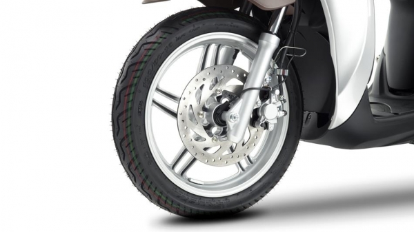 Yamaha Xenter 150 Scooter