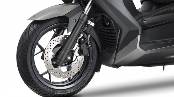 Yamaha X-MAX 250 ABS Scooter