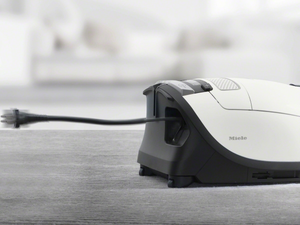 Miele Complete C3 TotalCare Powerline Elektrikli Süpürge (1200 W)
