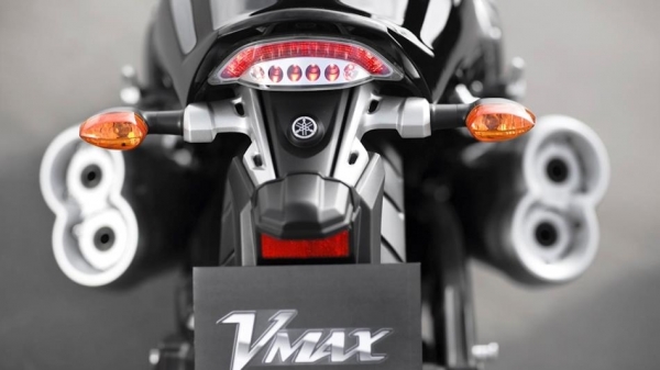 Yamaha VMAX Sport