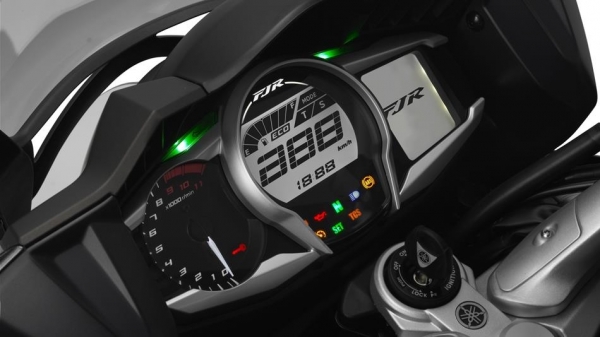 Yamaha FJR1300AE Touring