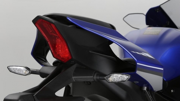 Yamaha YZF-R1 Racing