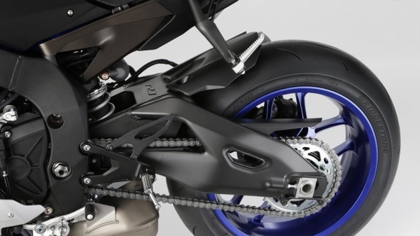 Yamaha YZF-R1 Racing