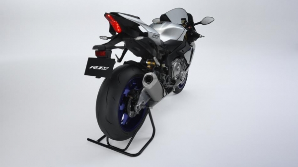 Yamaha YZF-R1M Racing