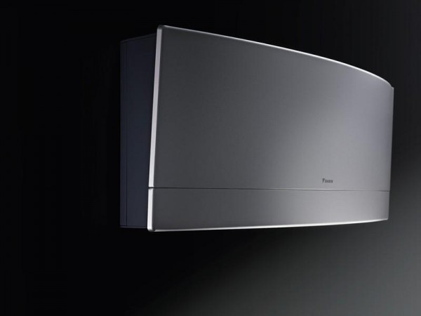 Daikin Emura 9 Duvar Tipi Klima (8.200 BTU)