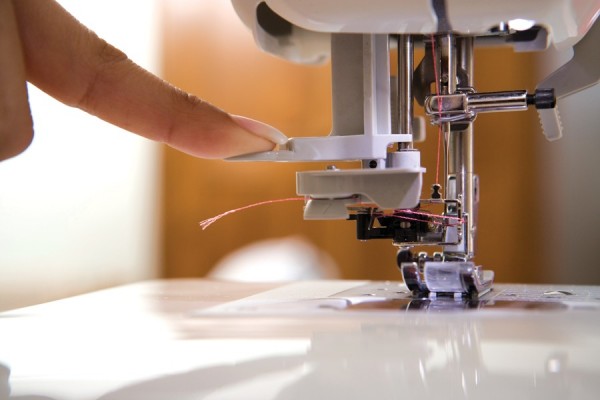 Brother Innov-is 10 NV-10 Dikiş ve Nakış Makinesi