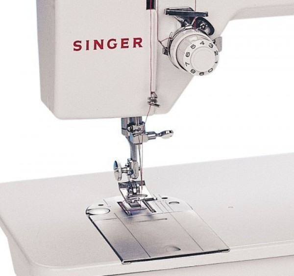 Singer 1301 Dikiş ve Nakış Makinesi
